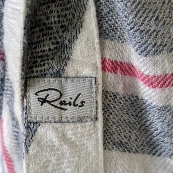 Rails Hunter plaid long sleeve button up flannel shirt size XS - Picture 7 of 8